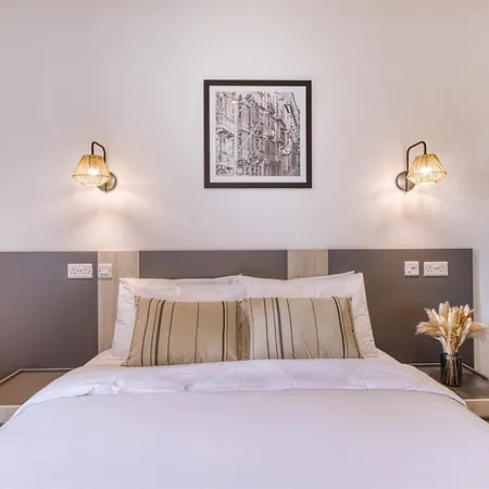 2 With Private Kitchenette At The New Casa Vittoria By Sf Homes Apartament *