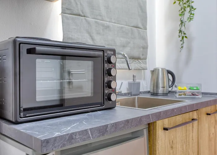 شقة 2 With Private Kitchenette At The New Casa Vittoria By Sf Homes *