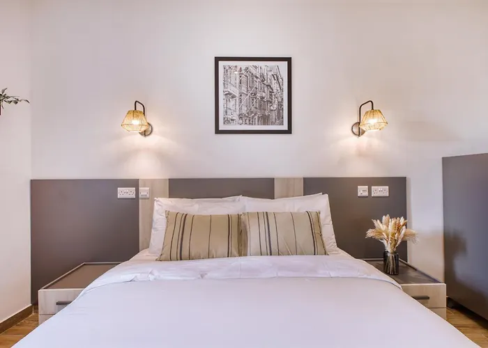 2 With Private Kitchenette At The New Casa Vittoria By Sf Homes شقة *