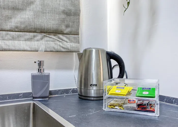 شقة 2 With Private Kitchenette At The New Casa Vittoria By Sf Homes